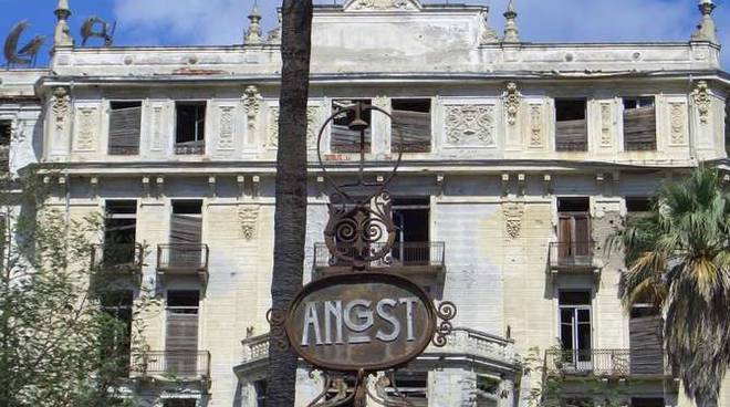 hotel angst