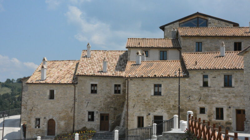 Castel-del-Giudice-Borgotufi-